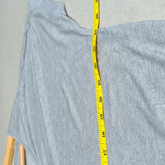Womens Nygard Gray V-Neck Women's Top - Size XL Excellent Condition - Picture 5 of 5